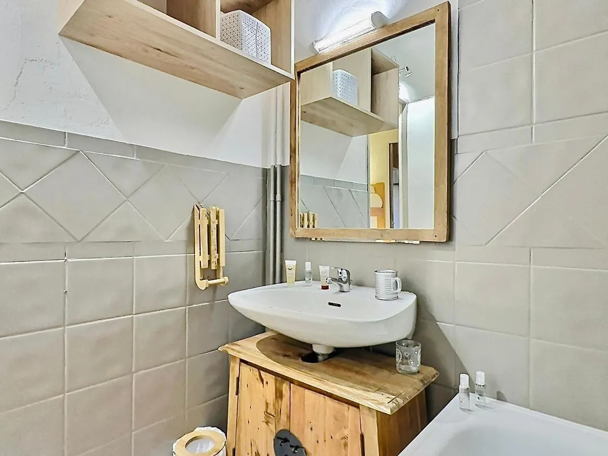 Studio Cabine Cosy A Tignes Avec Balcon, Proche Pistes Et Commerces. Wifi Inclus. - Fr-1-411-905